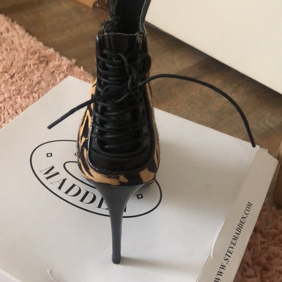 Steve Madden Tiger print Korsett Bootie - Picture 6 of 7